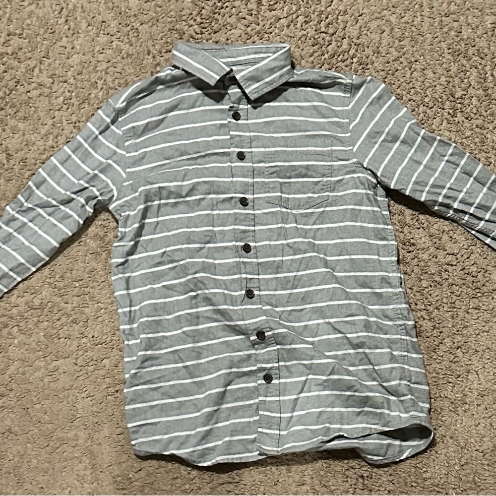 Cat & Jack Gray Stripped Button Down